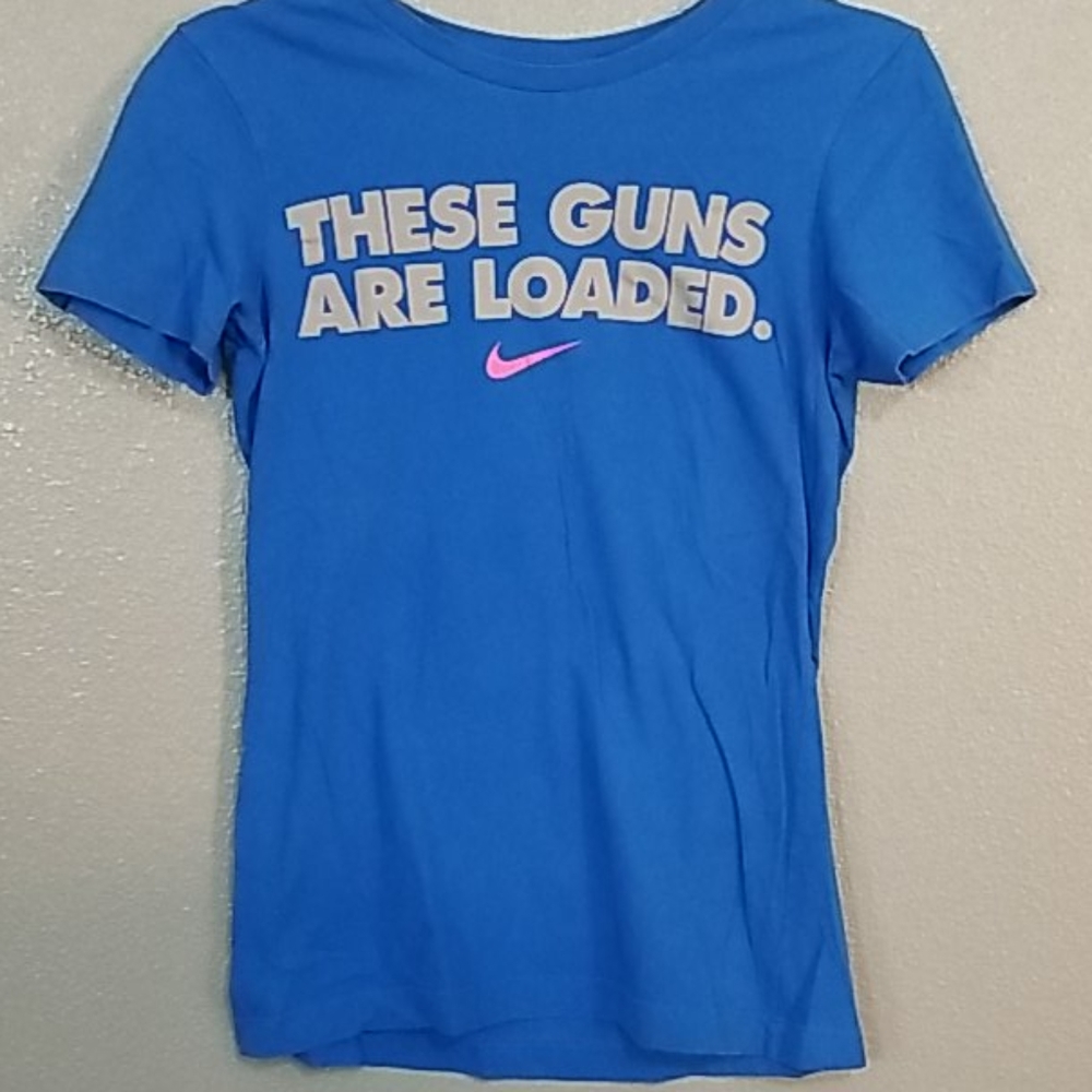 Nike Women's Small Short Sleeved Tee